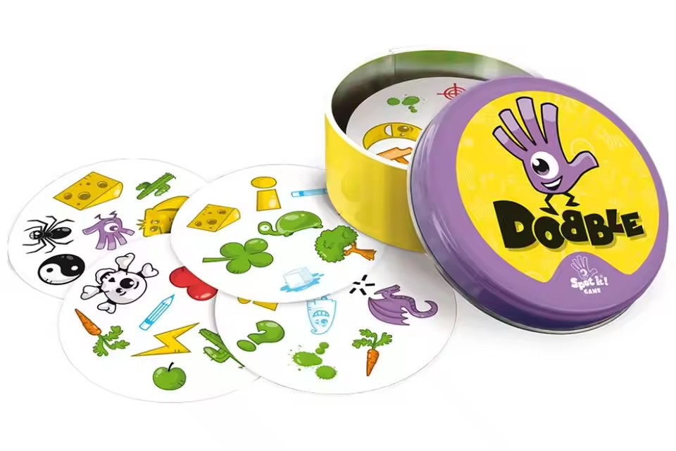 Asmodee Dobble - Popular Anime - огляд і ціна Board Game Detective